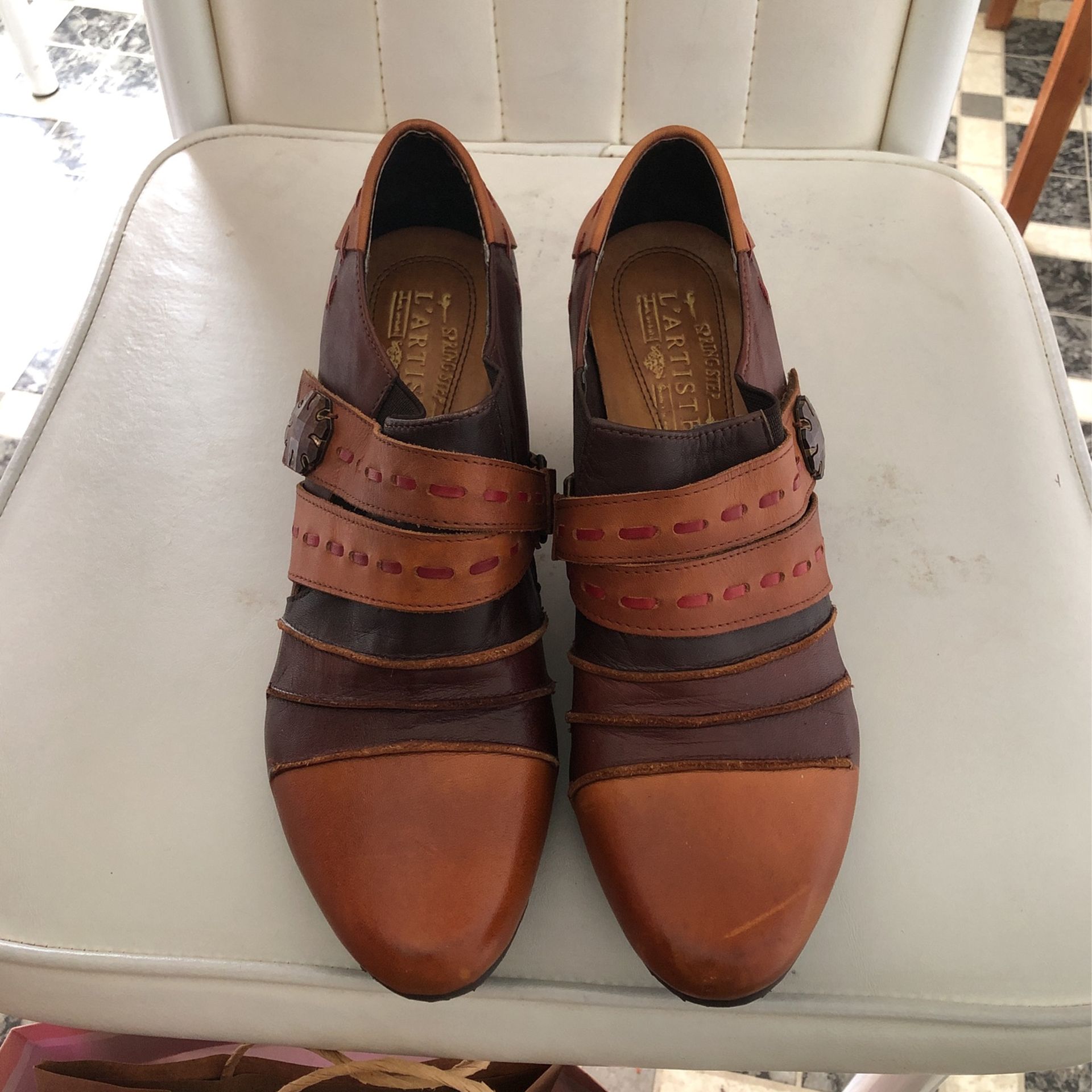 L'ARTISTE Spring Step Shoes