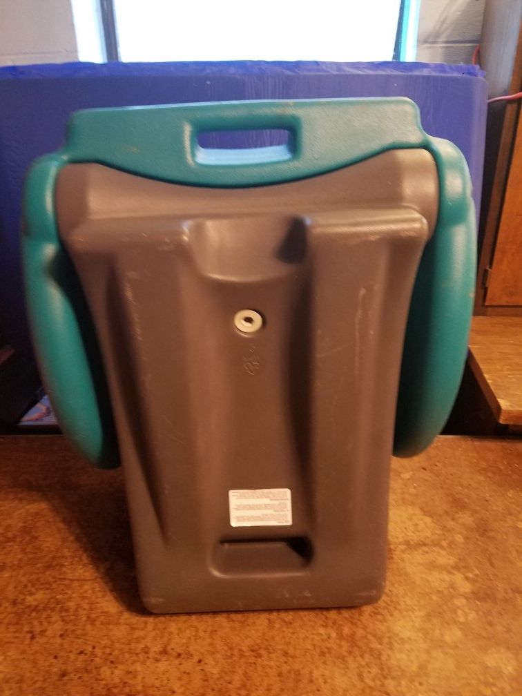 Step 2 Rock Fold Video Gaming Chair for Sale in Cleveland TN OfferUp