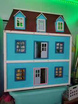 Doll house