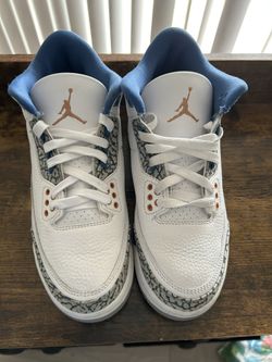 Jordan 3 “Wizards” (Blue Cement) — Grade School size 5.5Y