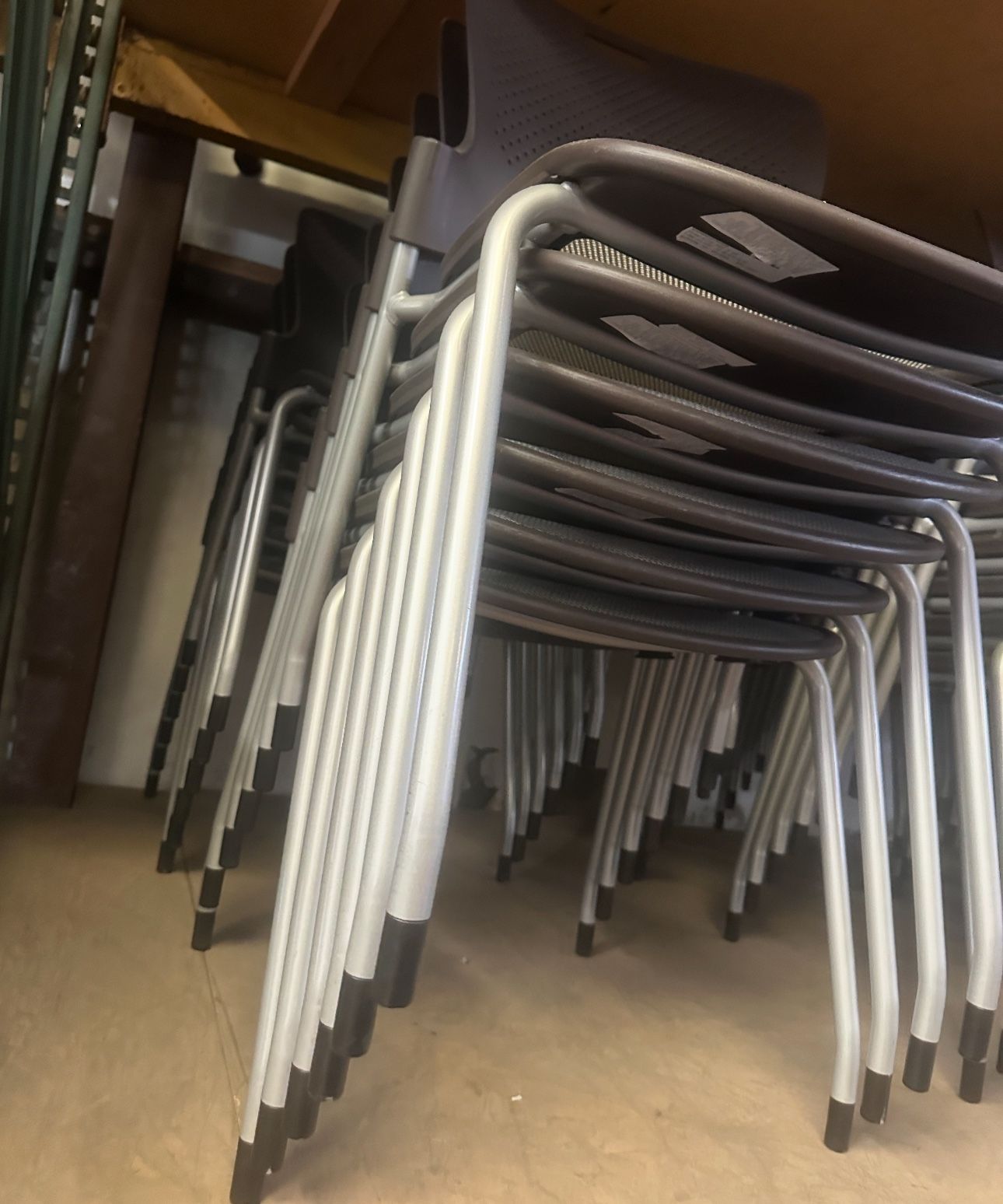 Herman Miller Caper Side Guest Lobby Waiting Room Classroom Training Room Office Chairs