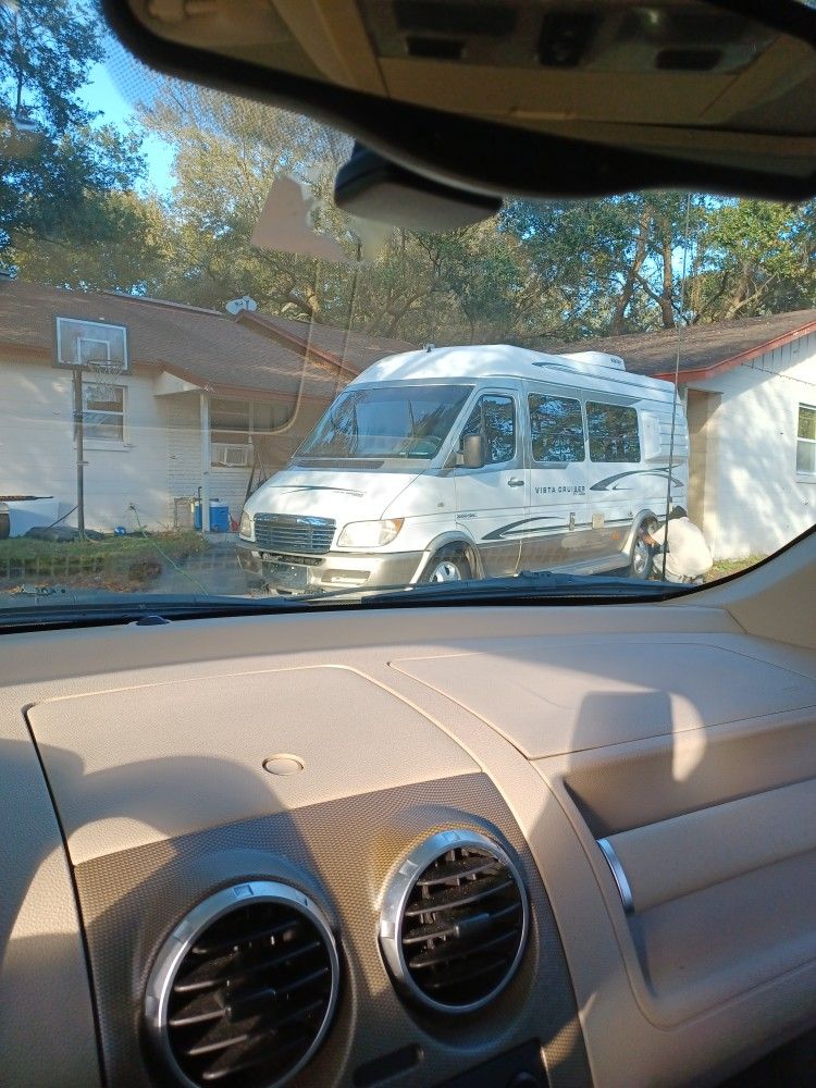 07 Freightliner Vista cruiser mb edition