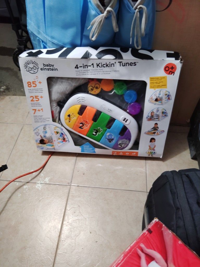 Huggies / Baby Einstein