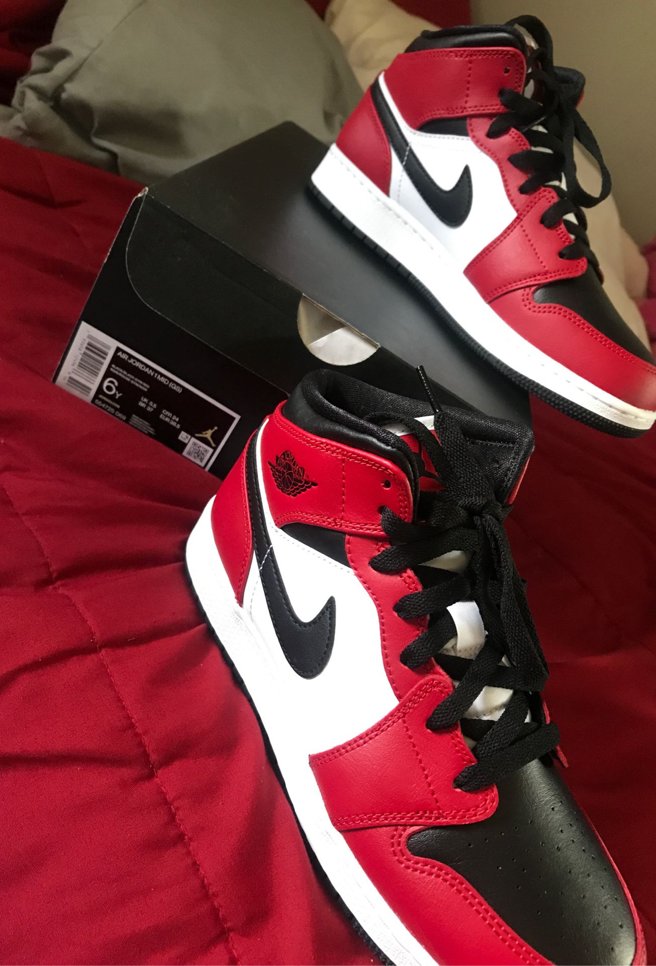 Air Force 1 mid Chicago black toe
