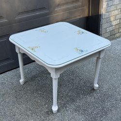 Ethan Allen Bunnikins / Peter Rabbit Children’s Table