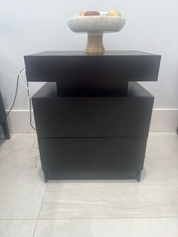 2 Nightstand, with LED, chargers