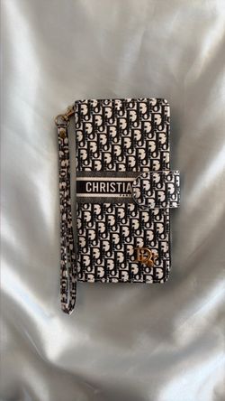 Iphone 12Pro Case (Christian Dior)