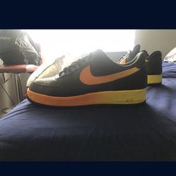 Air Force 1 Low ‘07 LV8 Black Orange Peel