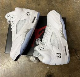 Jordan 5 white metallic 10.5