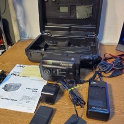 Fully working camera. I tested to record and play back with no issues. You get everything you need to create or transfer 8mm video. You don't need a s