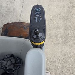 Powered wheelchair