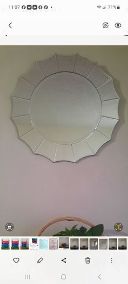 Elliott Madison Round Mirror