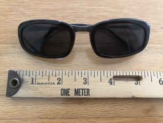 Killer Loop Sunglasses with Case, No Scratches