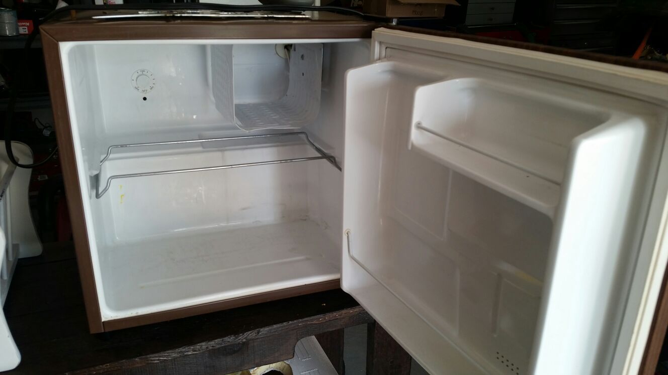 Sanyo wood grain look mini fridge SR172X for Sale in Humble, TX OfferUp