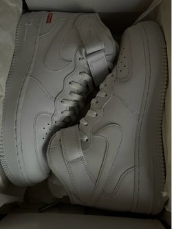 Supreme Nike Air Force 1 Mid