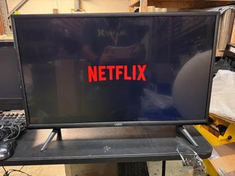 Vizio 32” Smart Tv
