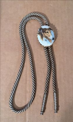 Vintage Collie Dog Portrait Western Braided Rope Gold Tone Bolo Tie