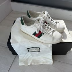 Gucci Sneakers