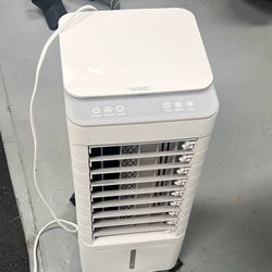 Floor Plug In Cooler