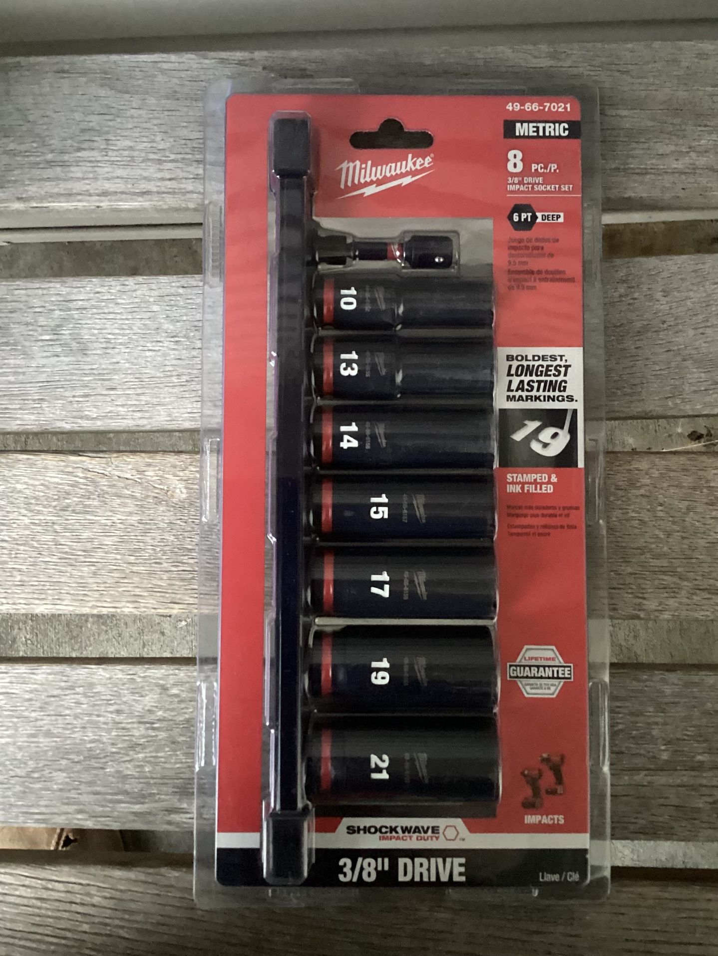 Milwaukee SHOCKWAVE Impact Duty 3/8” Drive Metric Deep Impact Rated Socket Set (8-Piece).  Brand  NEW.