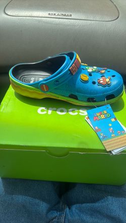 Super Mario crocs size j4