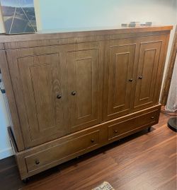 Murphy bed
