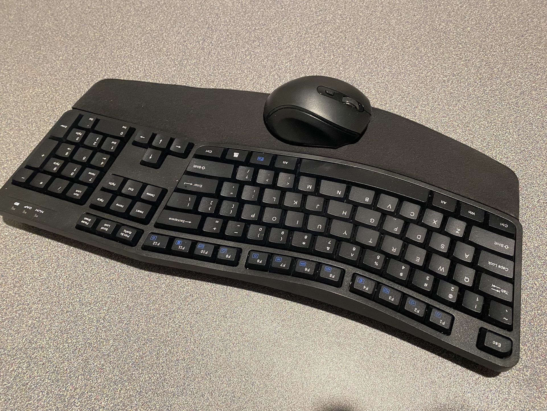 🖥️ Amazon Basics Ergonomic Wireless Keyboard & Mouse Combo – Black 🖱️$20
