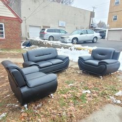 Beautiful  Black Sofa Set 