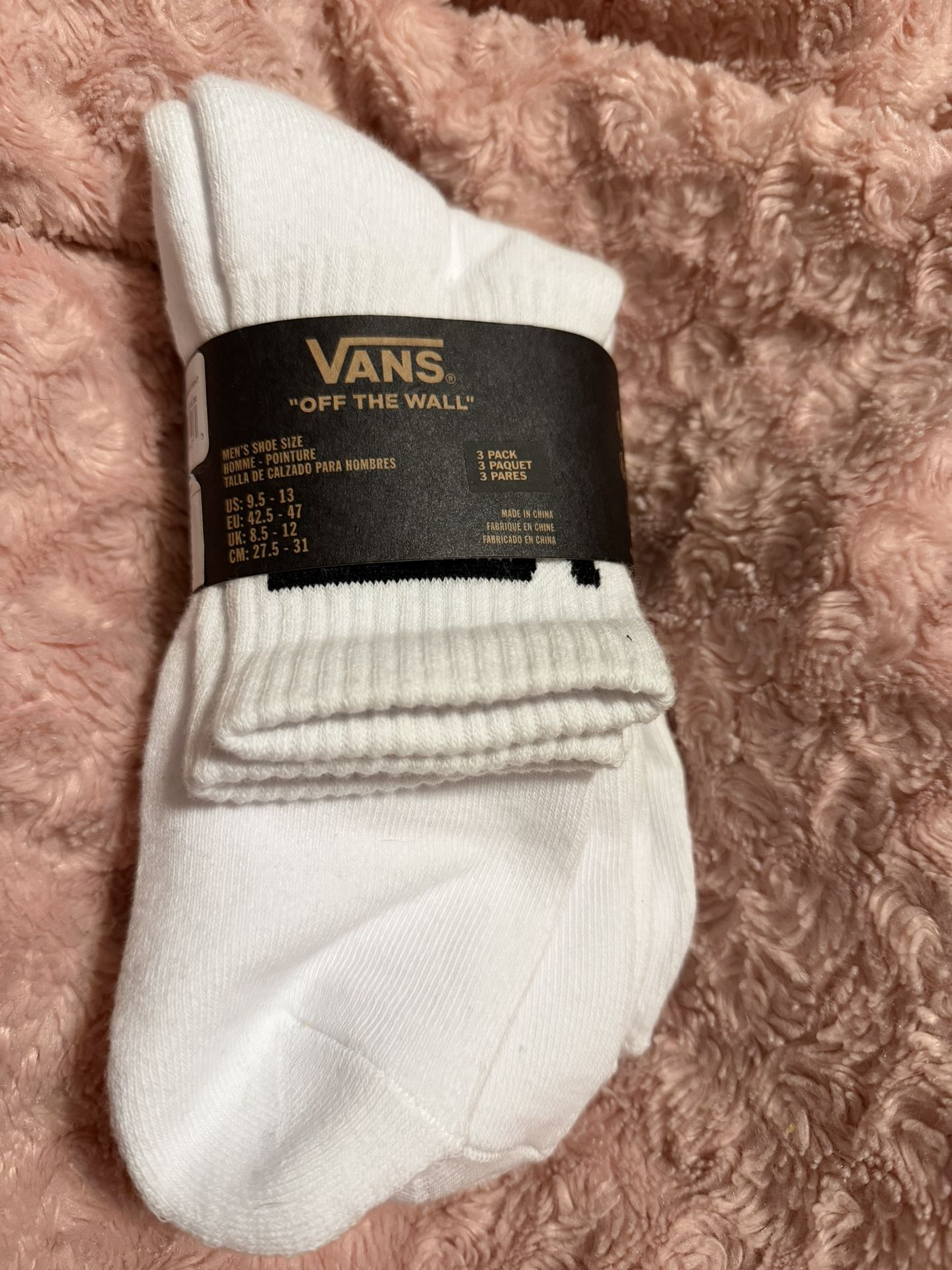 Men’s Half Crew Vans Socks 9.5-13 Nwt