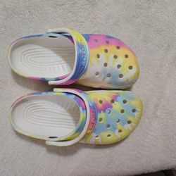 Crocs 4kids 6 Women 