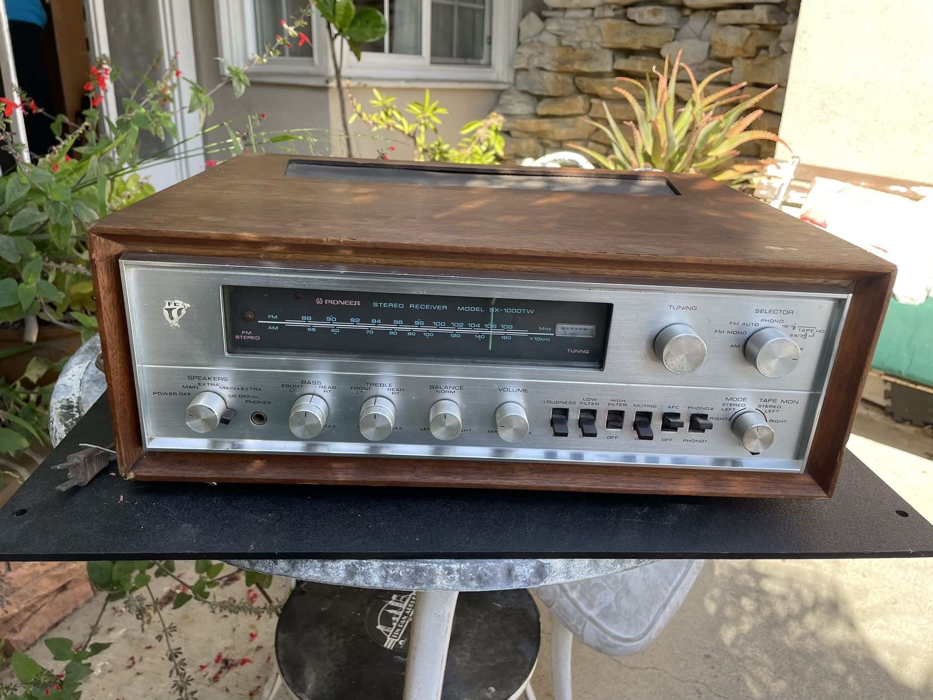 Vintage Pioneer SX1000TW AM/FM Receiver (1970’s) Classic Audio Legend