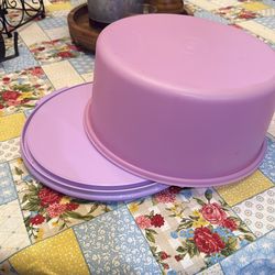 Cake holder Tupperware ( Plastic)
