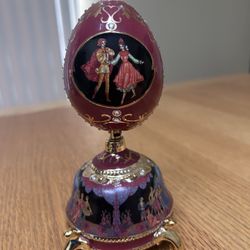 Clara And The Nutcracker Musical Egg Music Box