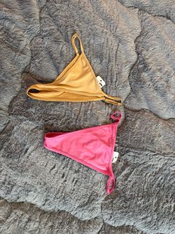 Fashion Nova bottoms size S