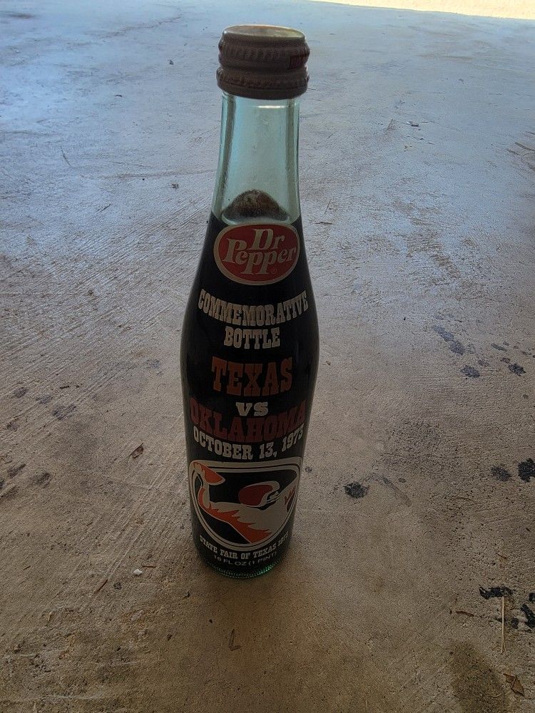 1973 Full Dr Pepper Bottle Unopened Texas Oklahoma Game