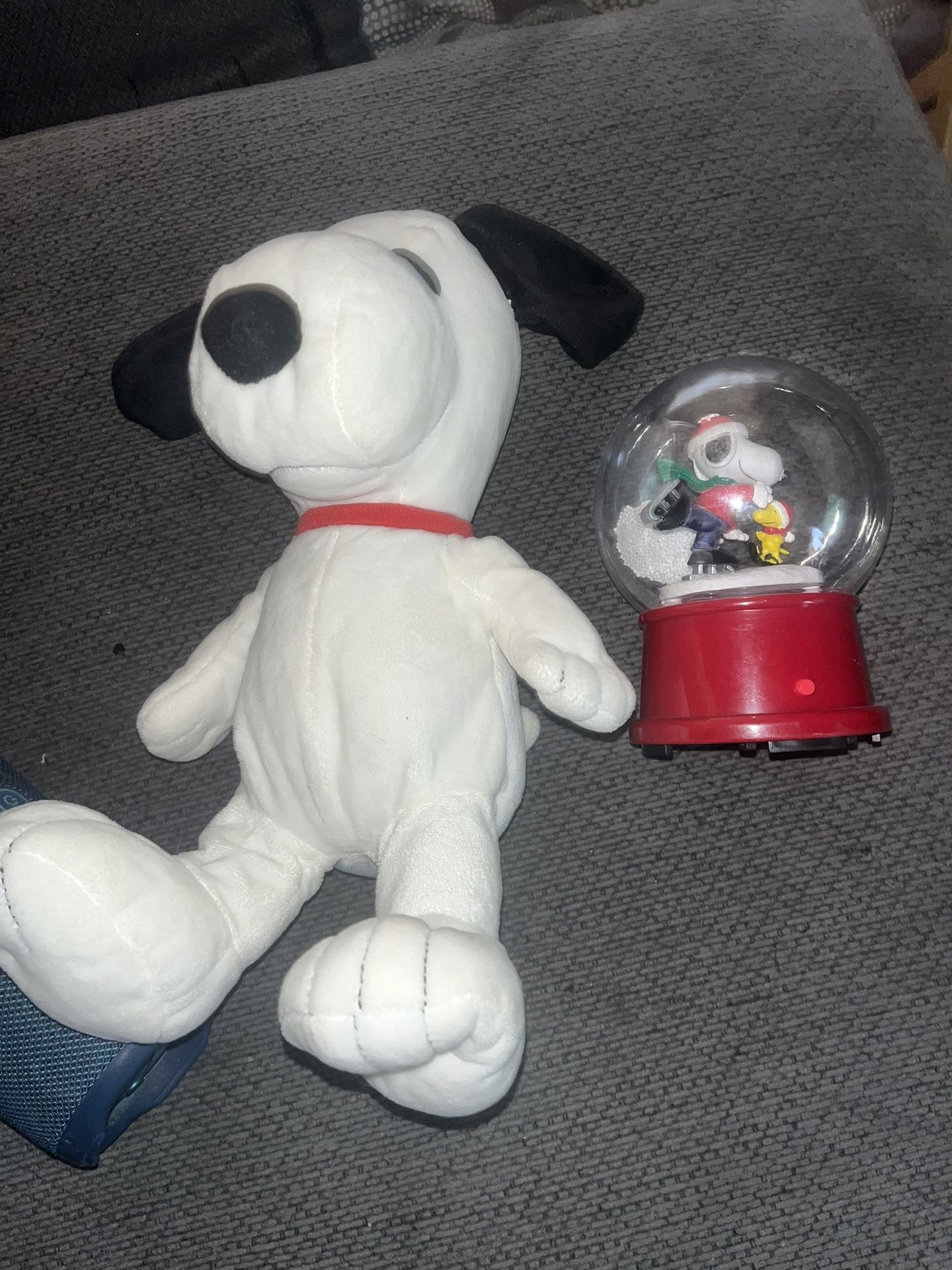 Figurines
