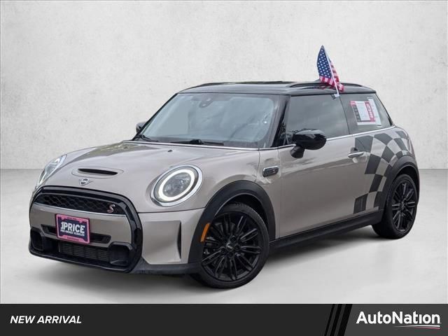 2024 Mini Hardtop