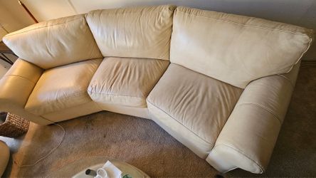 Sectional curve sofa 9ft by 4ft
