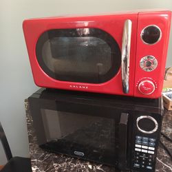 Pair Of Microwaves Ovens Good Shape $50 Each
