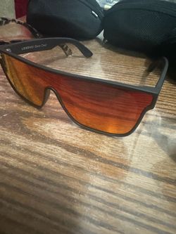 Neven sun glasses