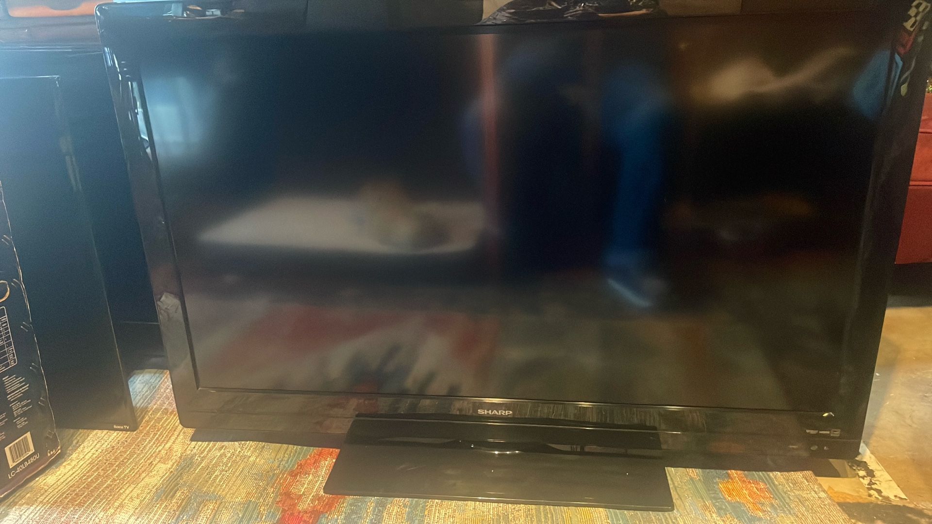 32" TV
