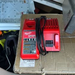 Brand New Milwaukee M12 & M18 Combo Charger -Bristol/McFadden
