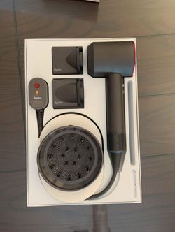 Dyson Hairdryer + Black Travel Case + Wall Mount