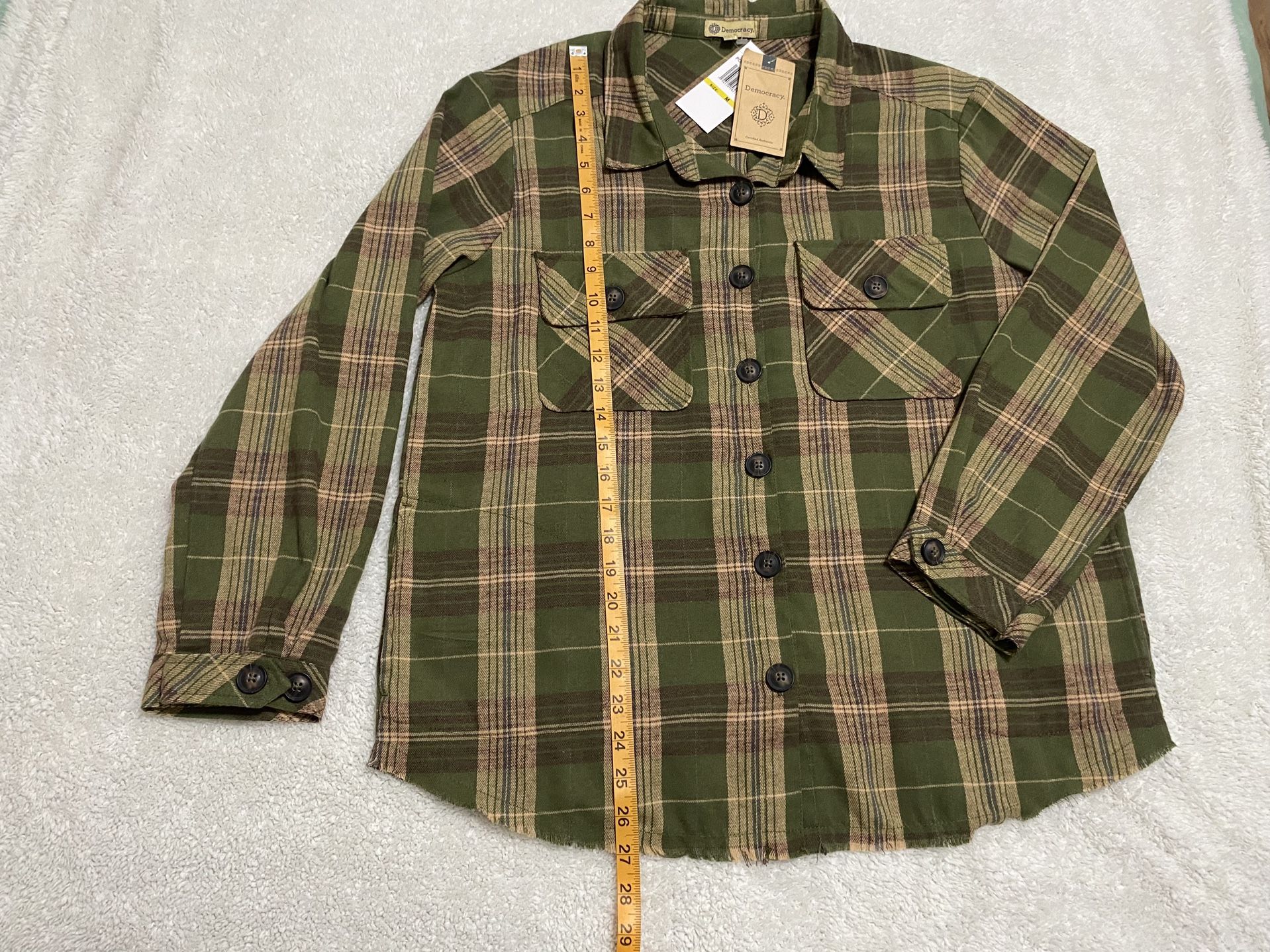 Democracy Women’s Frayed Flannel NEW $35.00 