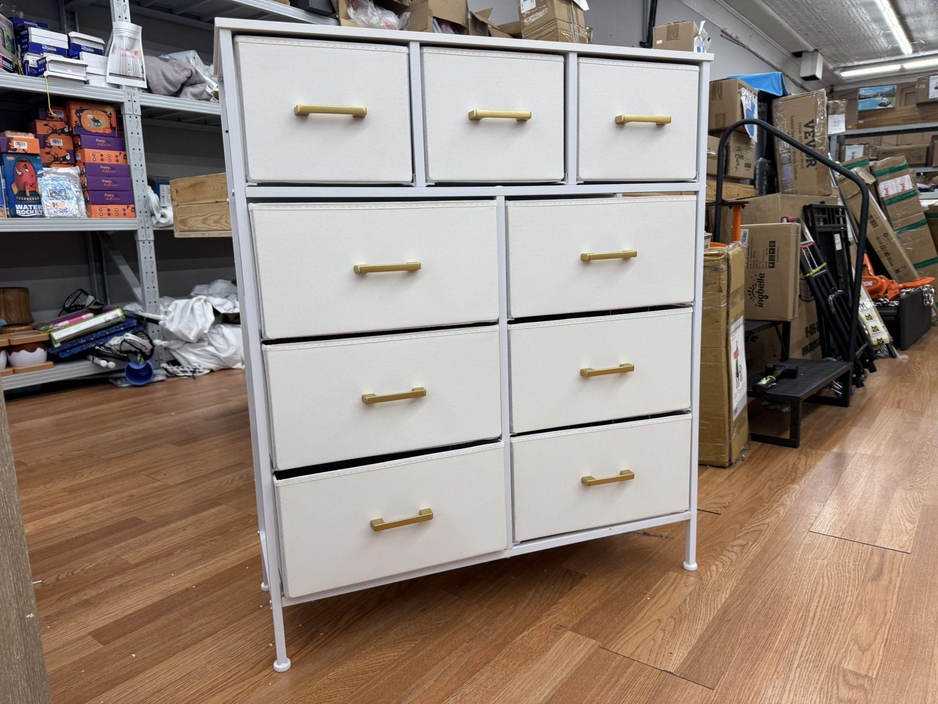 9-drawer White Dresser