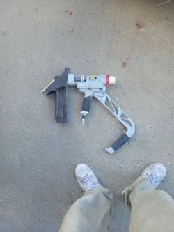 pneumatic hammer