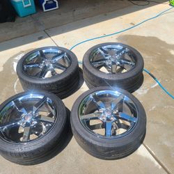 complete set of C7 corvette wheels OE.