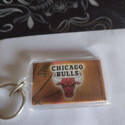 Keychain NBA Chicago Bulls.  Open Box Great Condition Made In USA By Wincraft.  Cash Porch Pickup Redmond 