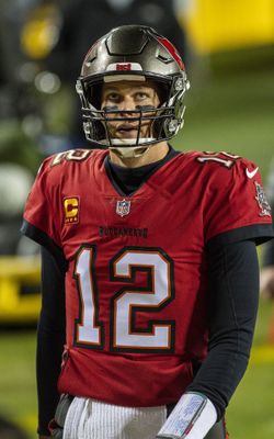 Blu-ray. Tom Brady. Buccaneers. Patriots.Oct 3.21