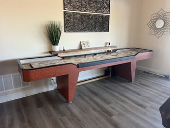 11’ long shuffleboard table